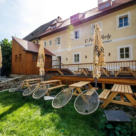 U Farní školy Rožmberk nad Vltavou