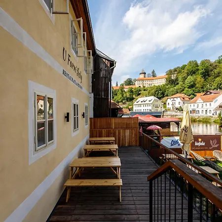 U Farní školy 3* Rožmberk nad Vltavou