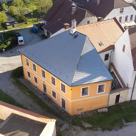 Гостевой дом U Farni Skoly 3*