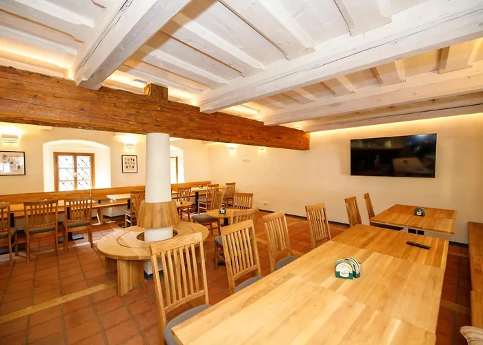 Guest house U Farni Skoly 3*